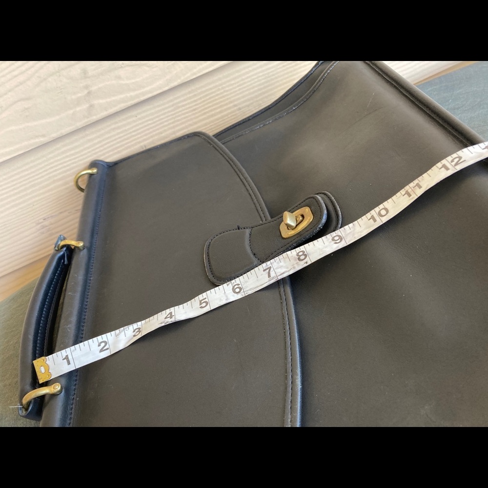 COACH BEEKMAN BLACK SHOULDER MESSENGER BAG 5266 4 - Picture 8 of 13